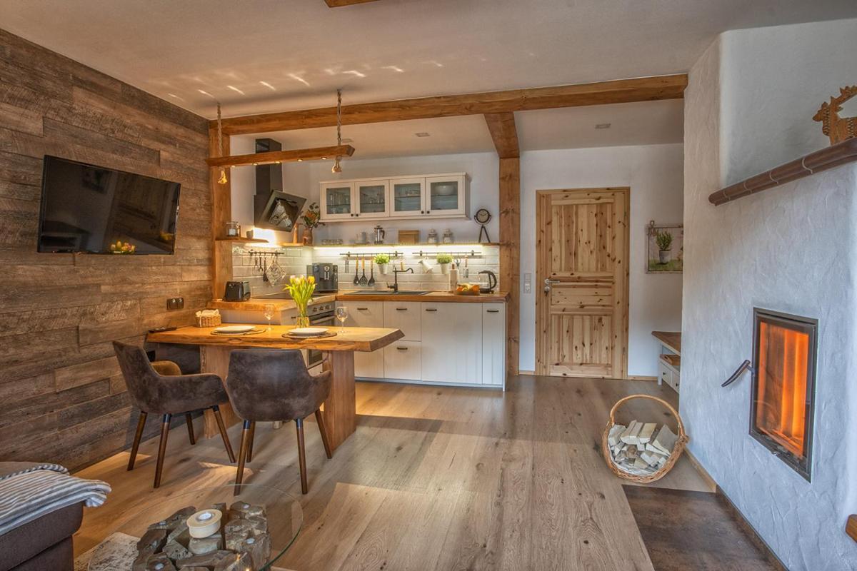 Ferienhaus Enzquelle 恩可洛斯特勒 外观 照片