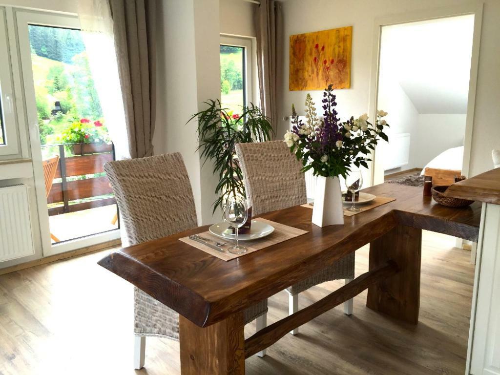 Ferienhaus Enzquelle 恩可洛斯特勒 外观 照片